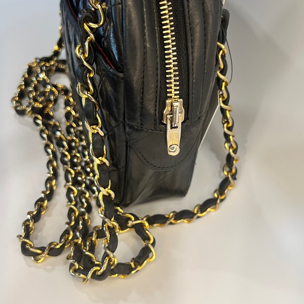 Vintage Chanel Camera Bag - Picture 3 of 16